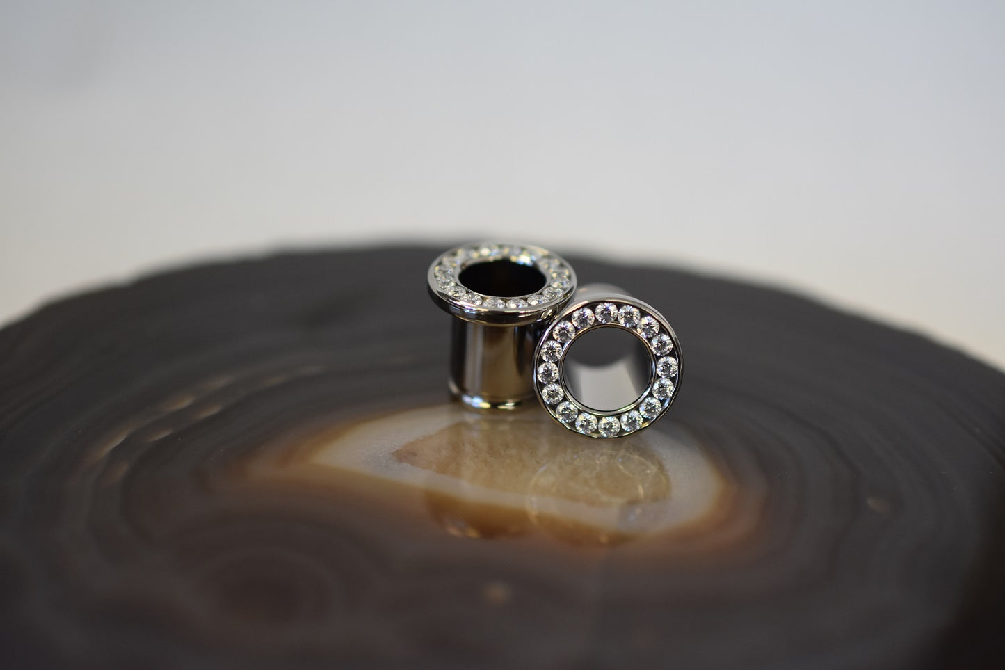 Anatometal Gemmed Eyelets - Pair