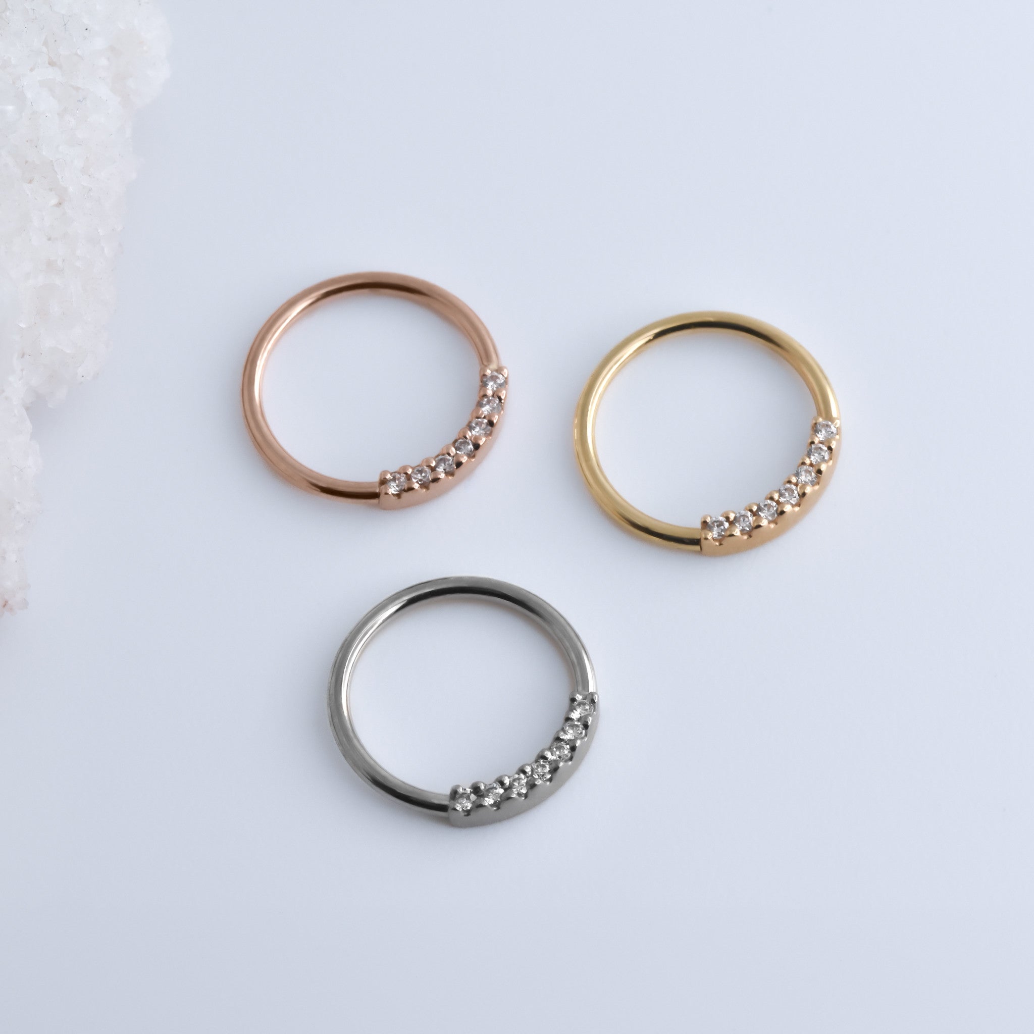 Dahlia Snap Ring Teal Grey Sapphire – tattoopiercer