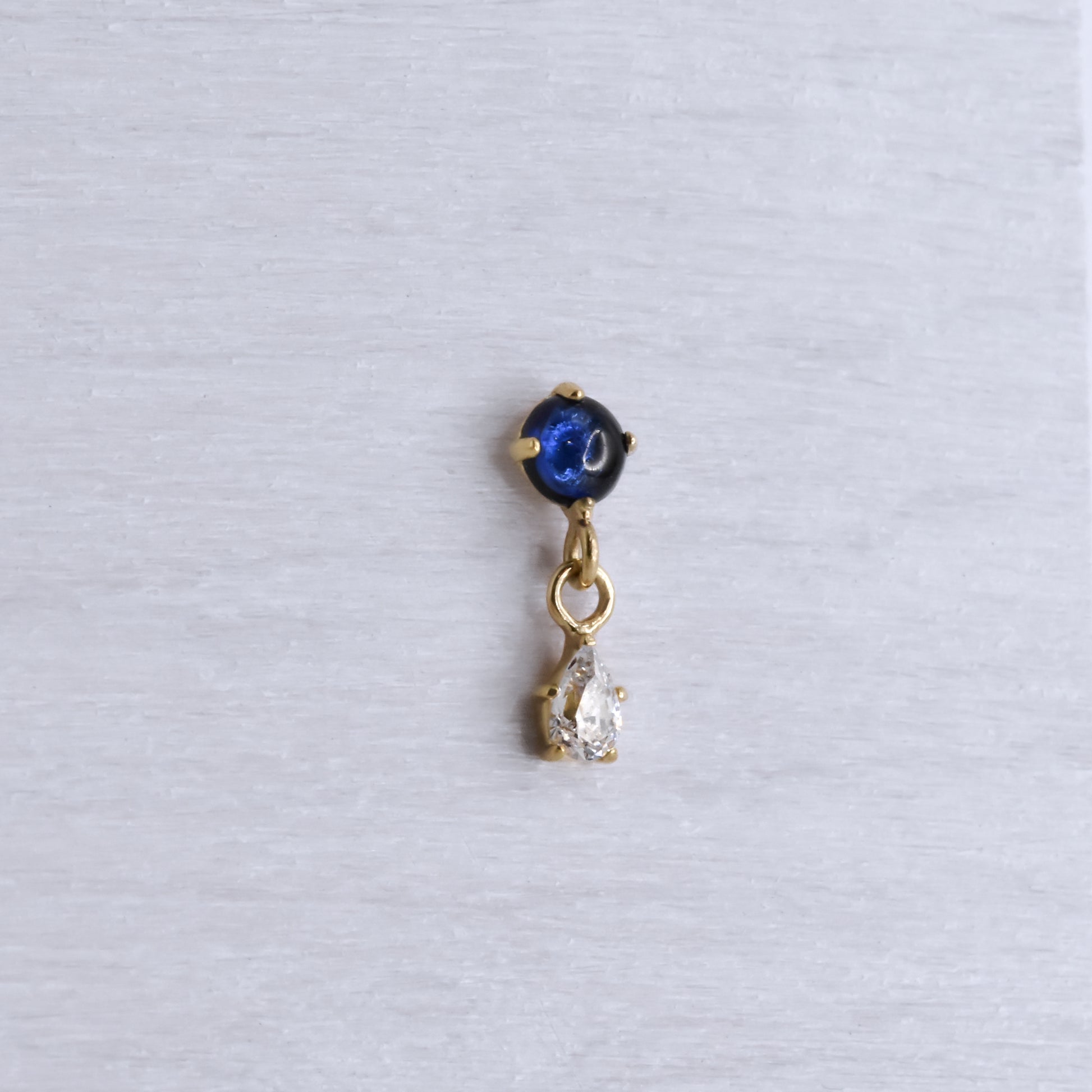Ziana End with Pear Dangle G. Sapphire & CZ - Pressure Fit End Only-Gold - Anatometal - Ends - Gemmed Ends - Pressure Fit - Yellow Gold-Anatometal-
